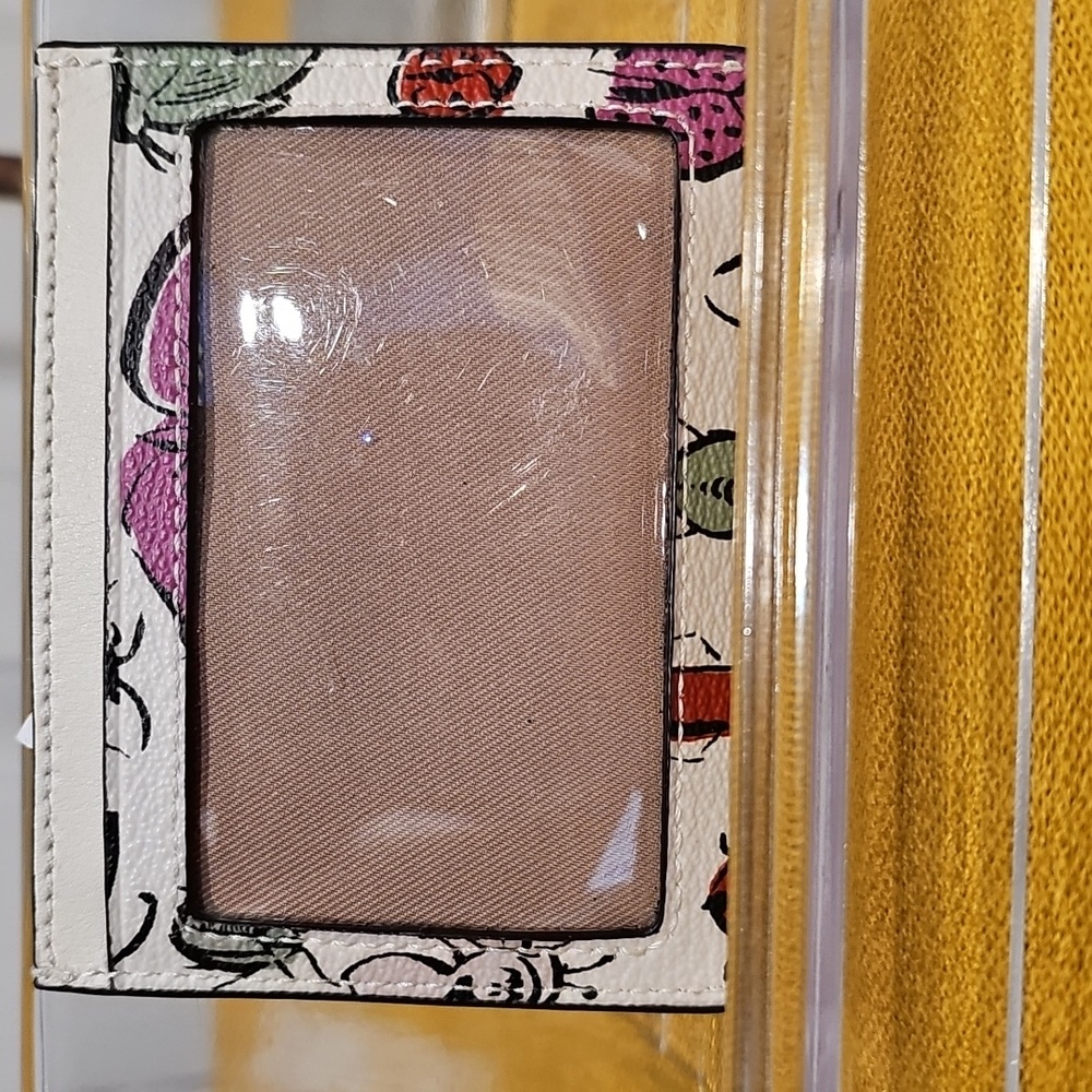 Coach Limited Edition Cardholder NWT - Picture 2 of 4
